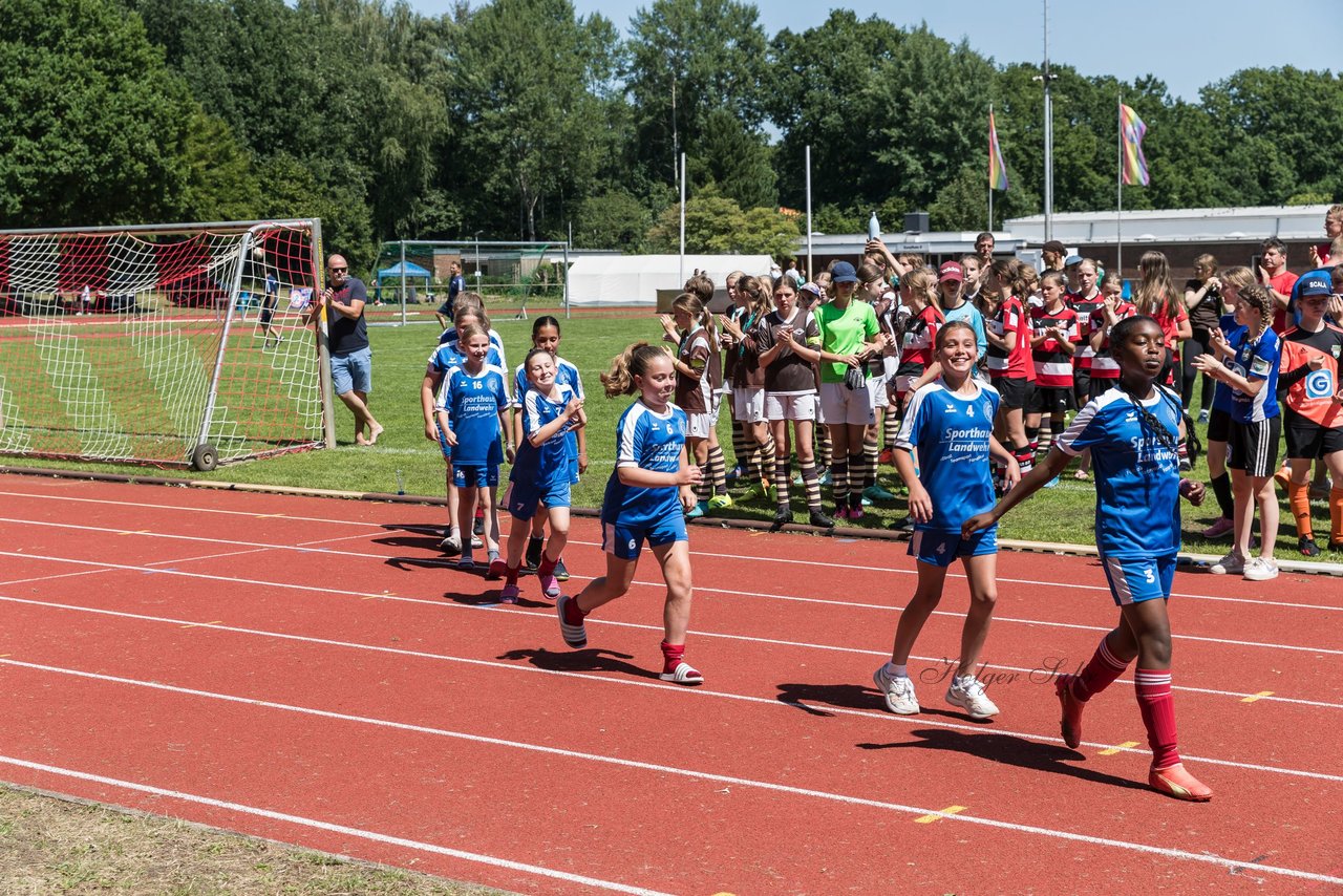 Bild 97 - Loewinnen Cup